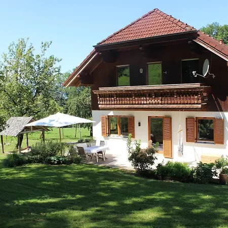 Holiday home Hofstatt Salzburg - Im Gruenen Am Stadtrand Von Salzburg