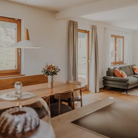 Holiday home Hofstatt Salzburg - Im Gruenen Am Stadtrand Von Salzburg