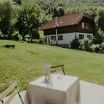 Feriehus Hofstatt Salzburg - Im Gruenen Am Stadtrand Von Salzburg *