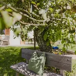 Feriehus Hofstatt Salzburg - Im Gruenen Am Stadtrand Von Salzburg Sollheim