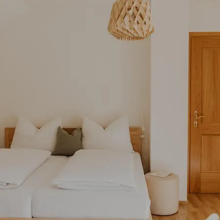 Hofstatt Salzburg - Im Grünen Am Stadtrand Von Salzburg