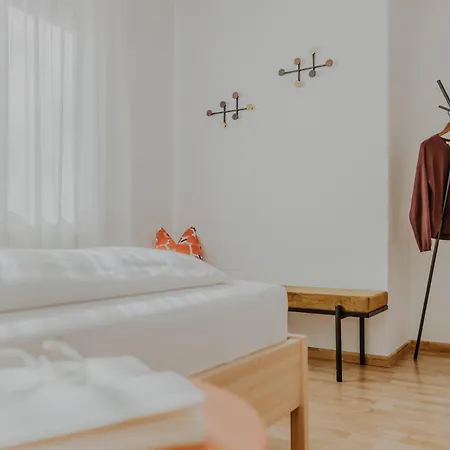 Hofstatt Salzburg - Im Grünen Am Stadtrand Von Salzburg Sollheim