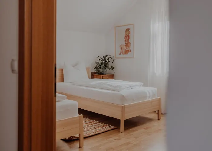 Semesterbostad Hofstatt Salzburg - Im Gruenen Am Stadtrand Von Salzburg *