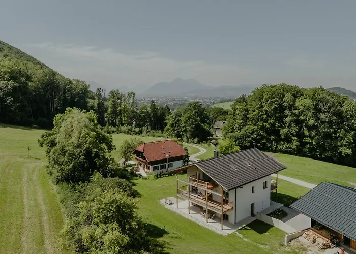 Hofstatt Salzburg - Im Gruenen Am Stadtrand Von Salzburg * Sollheim